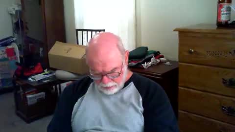 Snapshot of gtnolder60 chatting on November 2025 02:39:02 PM Gary online show from November 2025 02:39:02 PM