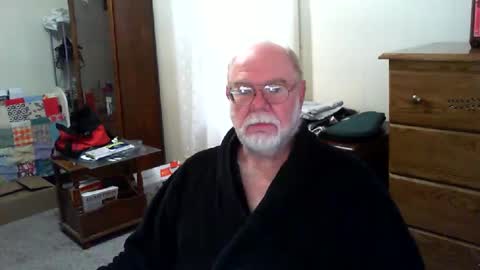 Snapshot of gtnolder60 chatting on November 2025 12:16:02 PM Gary online show from November 2025 12:16:02 PM