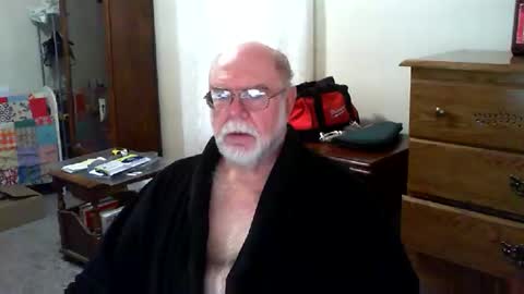 Gary online show from November 2025 01:01:01 PM