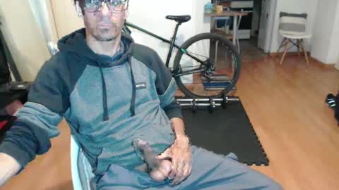 guachin_new online show from October 2025 06:25:02 AM