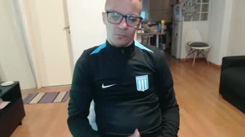 guachin_new online show from April 2026 07:52:01 PM
