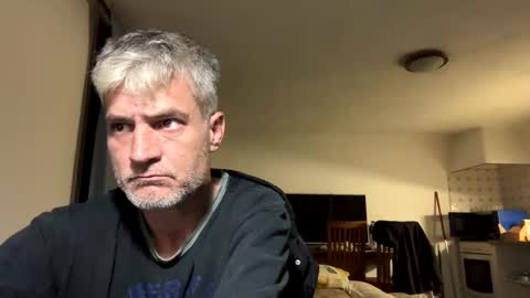 guardiannif_ online show from March 2025 09:01:01 PM