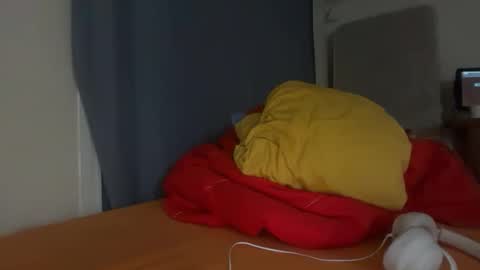 guardiannif_ online show from February 2026 01:11:02 AM