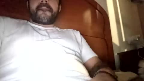 Snapshot of guay93 chatting on June 2026 10:43:01 PM guay93 online show from June 2026 10:43:01 PM