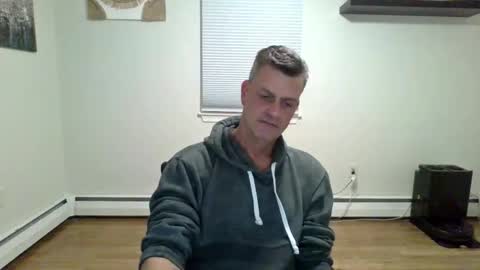 gudguy2025 online show from November 2025 12:03:02 AM