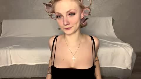 Vanessa online show from April 2026 06:16:02 AM