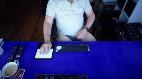 Snapshot of guesswhatigot2 chatting on September 2025 07:10:01 AM guesswhatigot2 online show from September 2025 07:10:01 AM