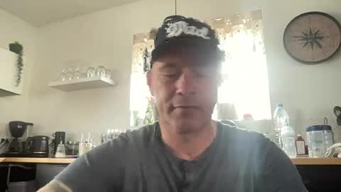 guil0 online show from July 2026 06:48:01 PM