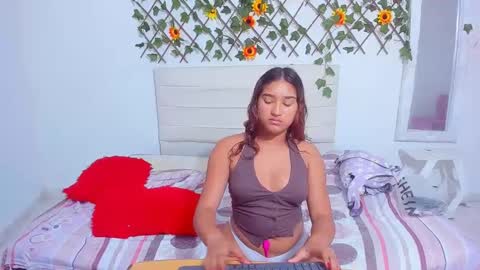 guiselle_lan online show from January 2025 07:04:02 AM