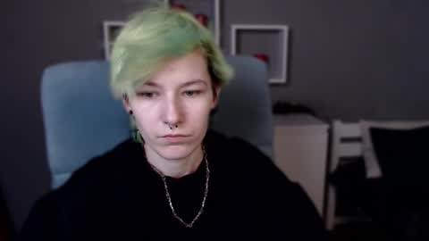 guitarandangell online show from November 2025 11:12:01 AM