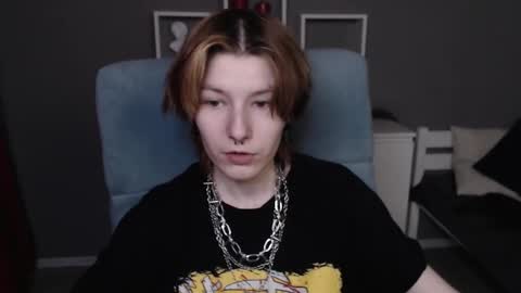 guitarandangell online show from February 2026 09:04:02 AM