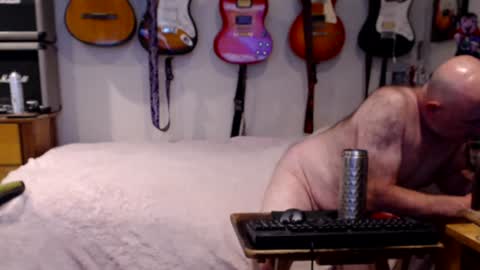 Snapshot of guitarsexgod chatting on January 2025 11:10:01 AM Mario online show from January 2025 11:10:01 AM