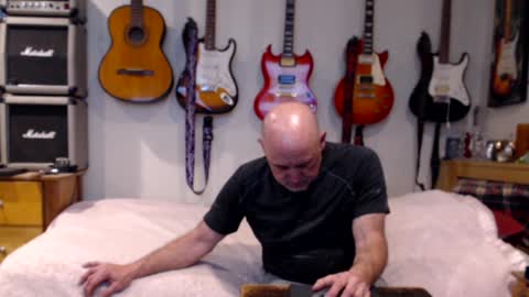 Snapshot of guitarsexgod chatting on January 2025 01:16:02 PM Mario online show from January 2025 01:16:02 PM
