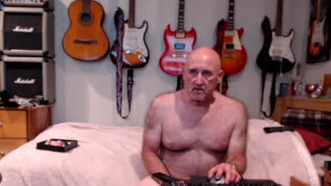 Snapshot of guitarsexgod chatting on January 2025 11:30:02 AM Mario online show from January 2025 11:30:02 AM