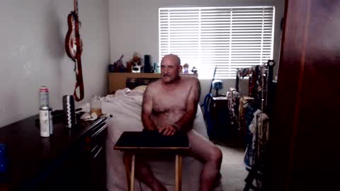 Mario online show from September 2025 08:54:01 PM