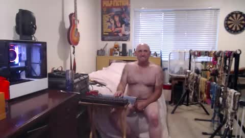 Mario online show from October 2025 03:56:02 PM