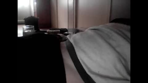 guizmeau72 online show from February 2025 02:48:02 PM