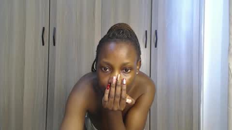 Miss Incredible online show from April 2026 11:05:02 AM