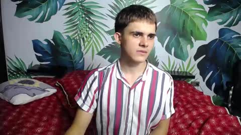 Snapshot of gurvinderr chatting on March 2025 03:29:02 PM Hushaima Gur online show from March 2025 03:29:02 PM
