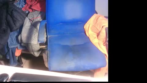 gusanito_enano online show from March 2026 06:51:02 PM