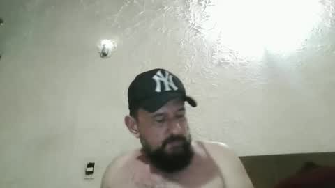 gustavo1350 online show from October 2025 12:08:02 AM