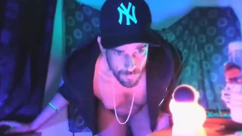 guyst049 online show from February 2026 11:58:02 PM