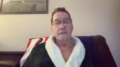 Snapshot of gwashere4u chatting on December 2024 12:42:01 PM gwashere4u online show from December 2024 12:42:01 PM