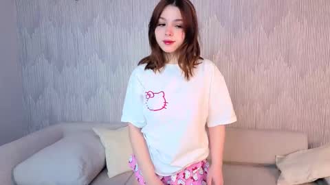 Lisa online show from November 2025 01:19:01 AM