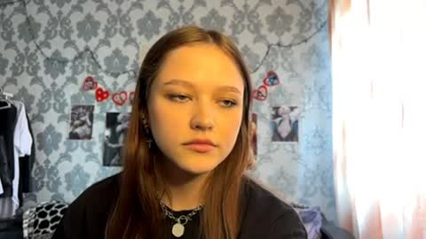 Snapshot of gwynethoverdick chatting on May 2026 08:10:02 AM Nika Kova online show from May 2026 08:10:02 AM