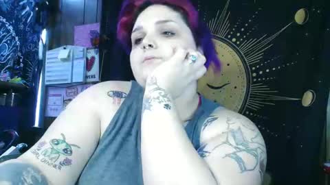Snapshot of gxddess_fe chatting on February 2026 01:14:02 PM Goddess Fe online show from February 2026 01:14:02 PM