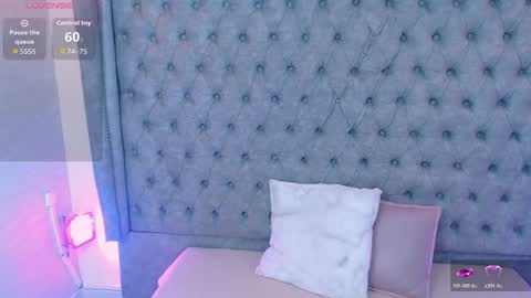 Gyal Smith online show from April 2026 03:42:02 AM