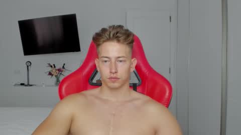 Oliver online show from October 2025 01:09:01 PM