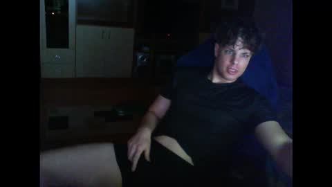 gymguy0505 online show from January 2026 10:46:01 PM