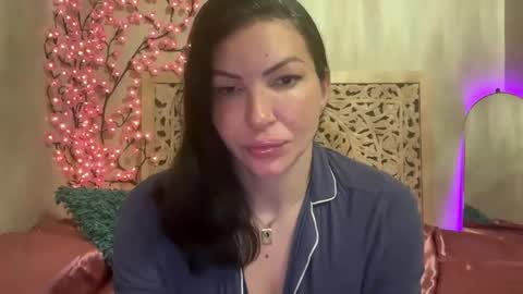 Snapshot of gypsy_rebellion chatting on October 2025 09:59:01 AM Gypsy online show from October 2025 09:59:01 AM