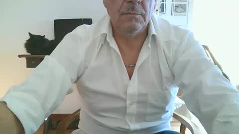 gyrdy online show from December 2024 01:00:01 PM