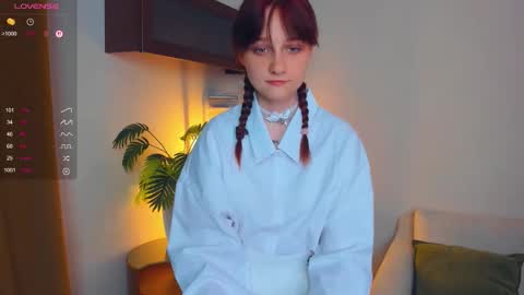 Snapshot of h0lyangel chatting on September 2025 06:51:02 PM Kelly Lilly online show from September 2025 06:51:02 PM