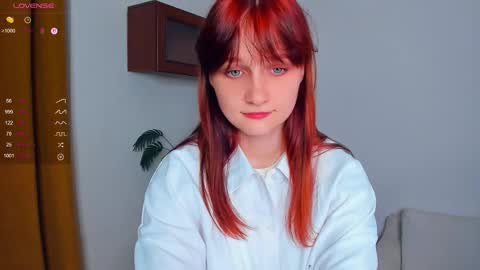 Snapshot of h0lyangel chatting on September 2025 06:55:01 PM Kelly Lilly online show from September 2025 06:55:01 PM