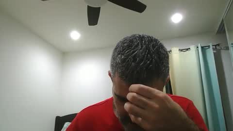 h0nest84 online show from December 2024 08:00:01 AM