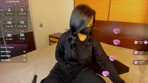 Snapshot of habibi_moon chatting on March 2025 05:23:02 AM Linda online show from March 2025 05:23:02 AM