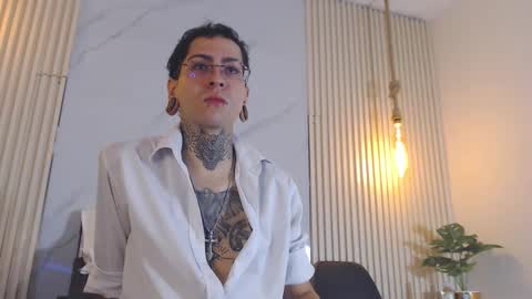 hades_hellhunt online show from October 2025 02:58:02 PM