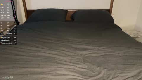 Snapshot of hadley19 chatting on January 2025 07:40:01 PM Hadley online show from January 2025 07:40:01 PM