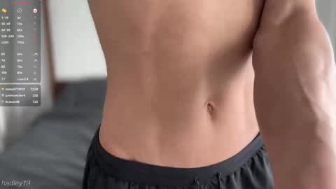 Snapshot of hadley19 chatting on February 2025 08:03:02 PM Hadley online show from February 2025 08:03:02 PM