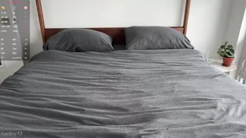 Snapshot of hadley19 chatting on February 2025 05:15:01 PM Hadley online show from February 2025 05:15:01 PM