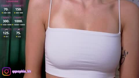 Hi Im Rebecca Glad to see you in my room  PVT is open online show from April 2026 01:30:01 AM