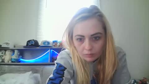 Hailey and d online show from February 2025 07:29:01 PM