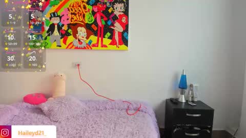 Hailey online show from November 2025 12:08:02 PM