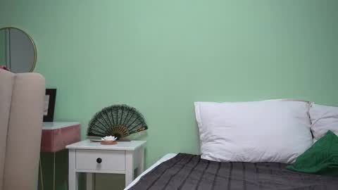 Hailey online show from October 2025 03:13:02 AM