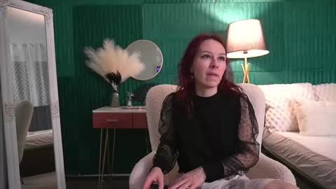 Hailey online show from February 2026 05:04:01 AM