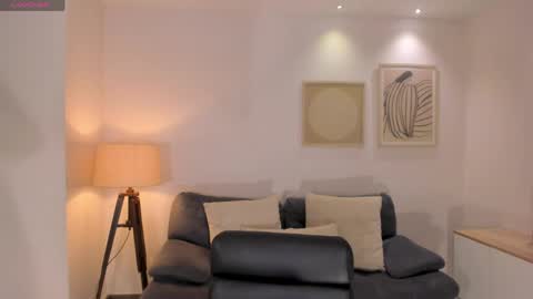 Hailey online show from April 2026 12:05:02 PM