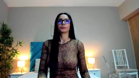 Hailey online show from September 2025 06:15:02 AM